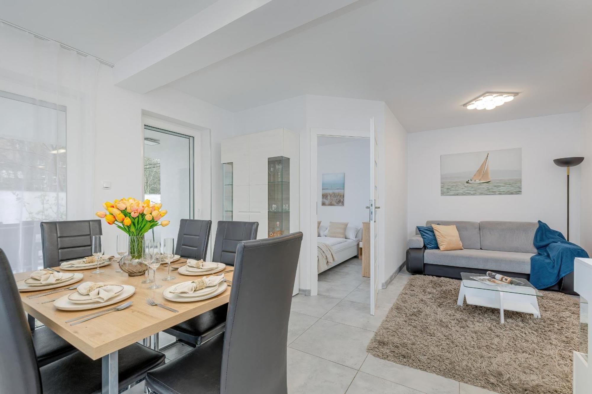 Family Apartments Herberta With Terrace And Parking By Rent Like Home Swinoujscie Ngoại thất bức ảnh